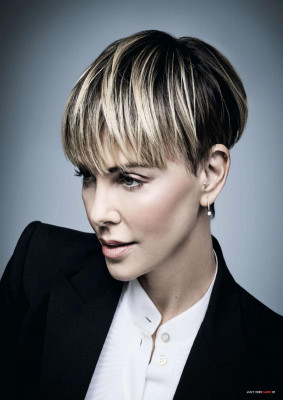 Charlize Theron pic #1218236