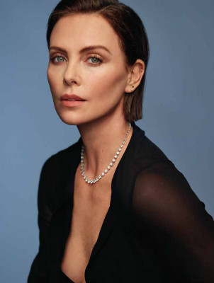 Charlize Theron pic #1221612
