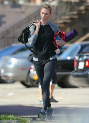 Charlize Theron pic #758090