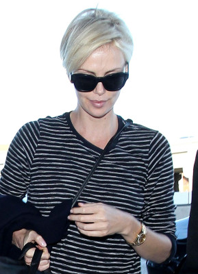 Charlize Theron pic #810955