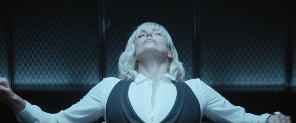 Charlize Theron pic #975429
