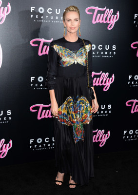 Charlize Theron pic #1030505