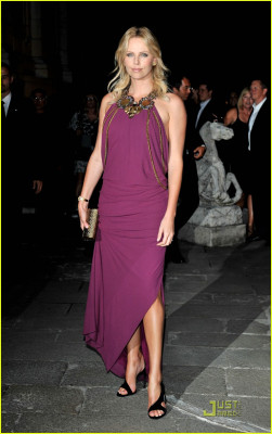 Charlize Theron pic #129275