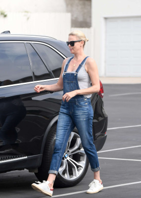 Charlize Theron pic #862836