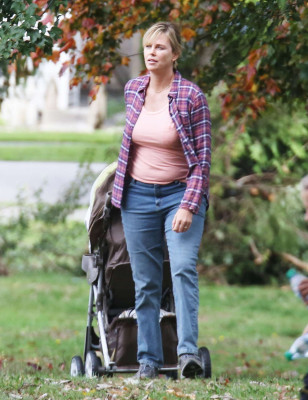 Charlize Theron pic #879354