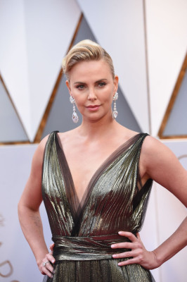 Charlize Theron pic #913505