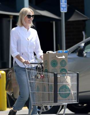 Charlize Theron pic #942305