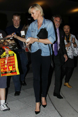 Charlize Theron pic #864457