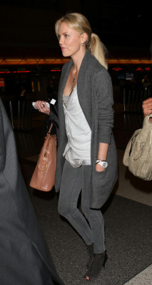 Charlize Theron pic #480084