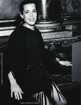 Charlotte Casiraghi pic #1334997