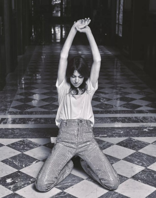 photo 10 in Charlotte Gainsbourg gallery [id1245961] 2021-01-18 00:00:00