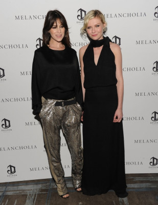 photo 10 in Gainsbourg gallery [id410295] 2011-10-06 00:00:00