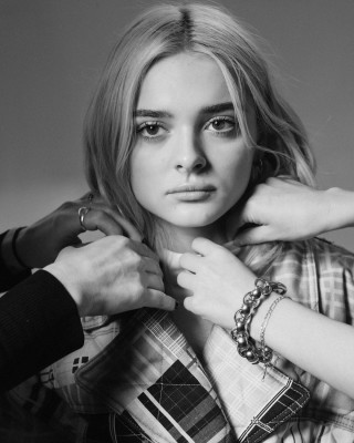 Charlotte Lawrence pic #1196443