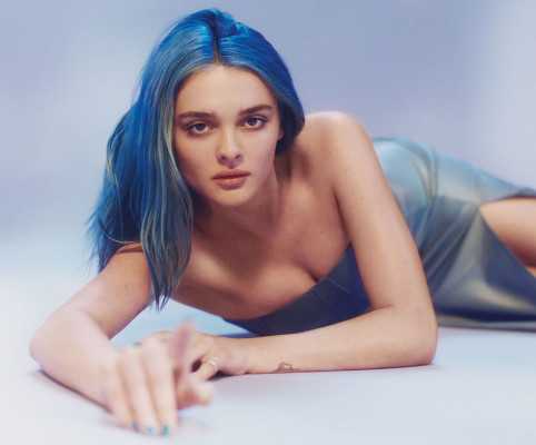 Charlotte Lawrence pic #1204860