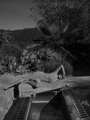 Charlotte Mckinney pic #856951