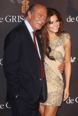 photo 16 in Cheryl Ann Fernandez-Versini gallery [id299069] 2010-10-26 00:00:00