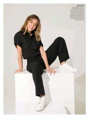 photo 9 in Chloe Bennet gallery [id1209154] 2020-03-29 00:00:00