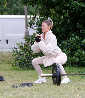 Chloe Sims pic #1221018