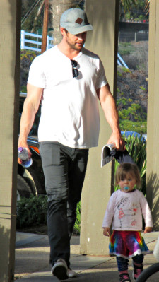 photo 28 in Chris Hemsworth gallery [id690549] 2014-04-19 00:00:00