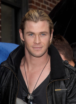 photo 29 in Chris Hemsworth gallery [id509001] 2012-07-11 00:00:00
