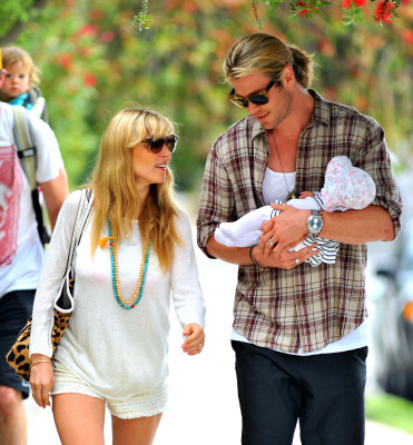 photo 23 in Chris Hemsworth gallery [id516063] 2012-07-26 00:00:00