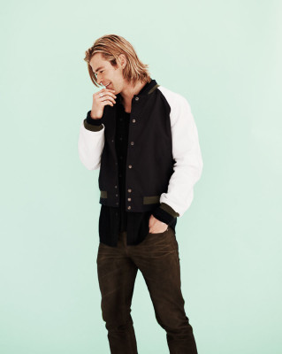 photo 13 in Chris Hemsworth gallery [id507995] 2012-07-09 00:00:00
