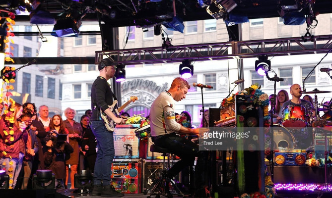 Chris Martin pic #878256