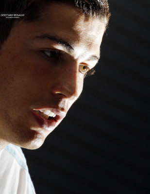 photo 19 in Cristiano Ronaldo gallery [id249284] 2010-04-16 00:00:00