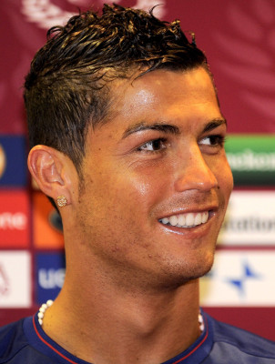 photo 8 in Cristiano Ronaldo gallery [id452766] 2012-02-28 00:00:00