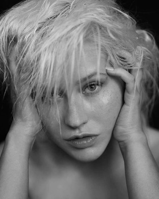 Christina Aguilera pic #1046970