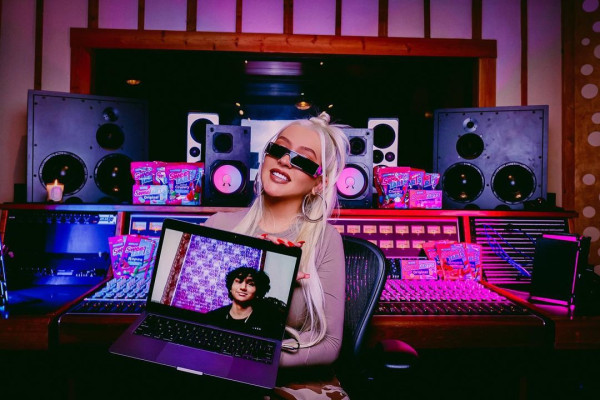 photo 17 in Christina Aguilera gallery [id1272472] 2021-10-08 00:00:00