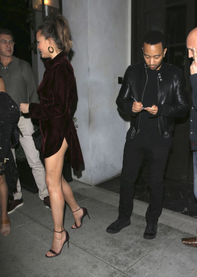 Christine Teigen pic #923349