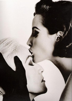 photo 28 in Christy Turlington gallery [id202696] 2009-11-19 00:00:00
