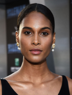 Cindy Bruna pic #951373