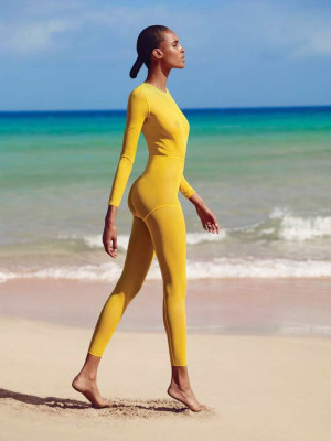 Cindy Bruna pic #855579