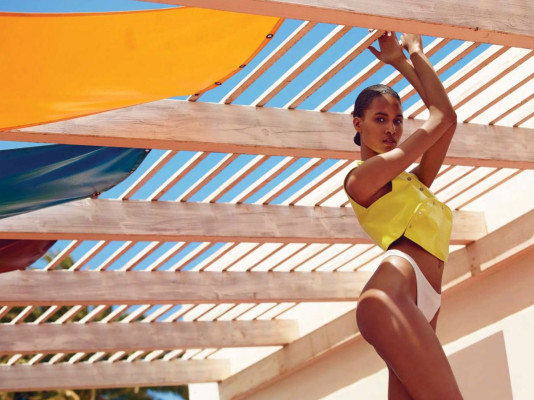Cindy Bruna pic #855575