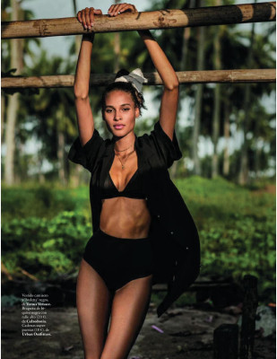 Cindy Bruna pic #1048561