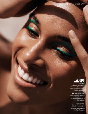 Cindy Bruna pic #1140811