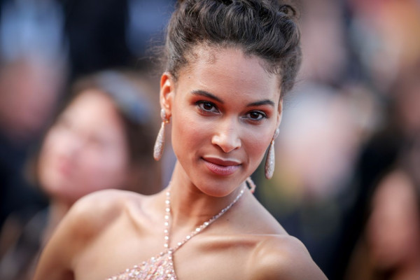 Cindy Bruna pic #937994
