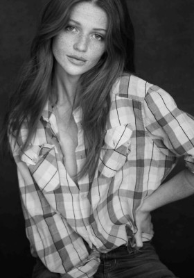 photo 14 in Cintia Dicker gallery [id275941] 2010-08-09 00:00:00