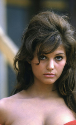 Claudia Cardinale pic #381356