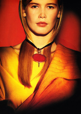 photo 4 in Claudia Schiffer gallery [id178210] 2009-09-04 00:00:00