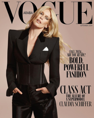 photo 6 in Claudia Schiffer gallery [id1359854] 2024-11-04 00:00:00