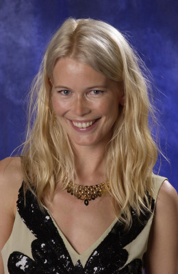 photo 18 in Schiffer gallery [id201294] 2009-11-17 00:00:00