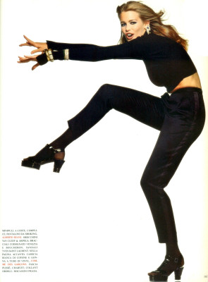 photo 27 in Claudia Schiffer gallery [id573416] 2013-02-09 00:00:00
