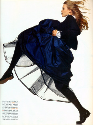photo 26 in Claudia Schiffer gallery [id573417] 2013-02-09 00:00:00