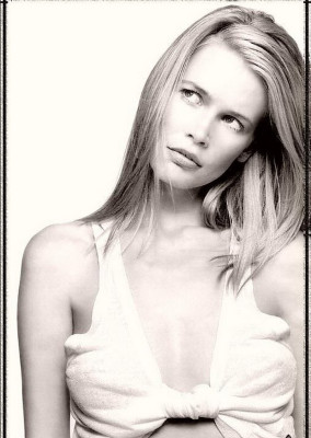 Claudia Schiffer pic #219661