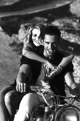 photo 24 in Claudia Schiffer gallery [id159461] 2009-06-02 00:00:00