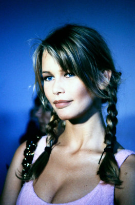 Claudia Schiffer for Chanel