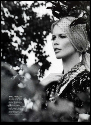 Claudia Schiffer pic #65136